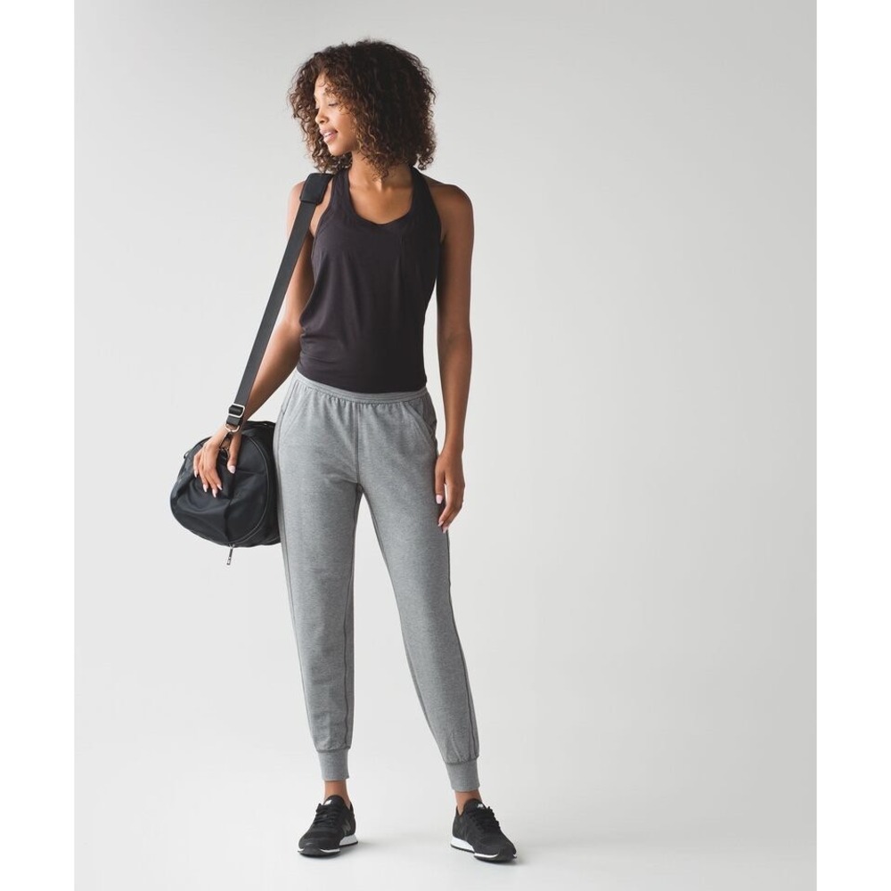 Lululemon Womens Ceremony Sweatpants 6 Grey Heathered Jogger Minimalist Travel